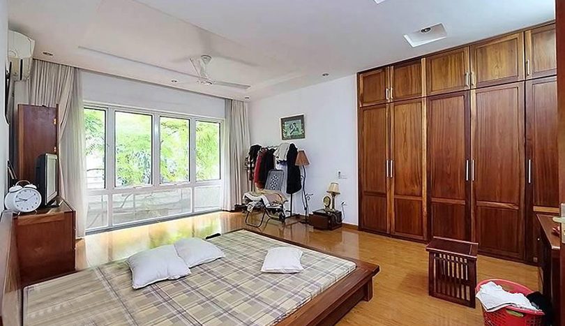 Superbe triplex appartement meublé en location quartier Hoan Kiem Hanoi