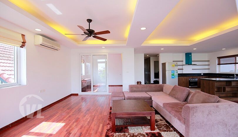 220 sq m 4 bedrooms serviced apartment to rent in Tay Ho