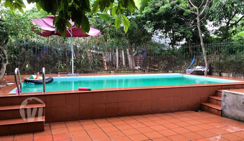 Big garden pool house to lease in Tay Ho district Hanoi