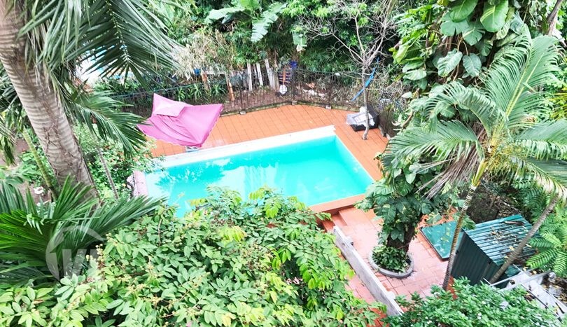 Big garden pool house to lease in Tay Ho district Hanoi