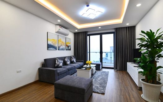 Brand-new lake view 3 bedroom apartment on Xuan Dieu