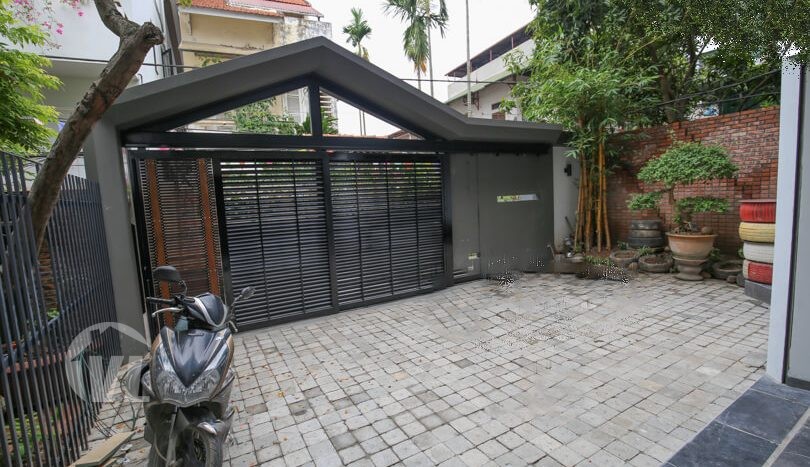 Brand-new villa for rent in Long Bien nearby the LFAY Hanoi