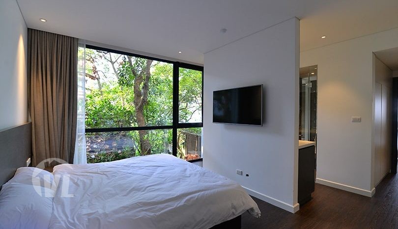 Brand New 4 bedrooms serviced apartment to lease in Tay Ho