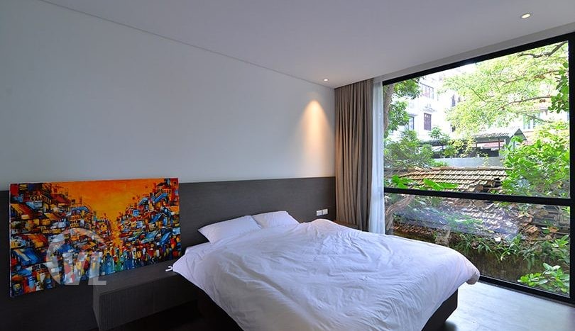 Brand New 4 bedrooms serviced apartment to lease in Tay Ho