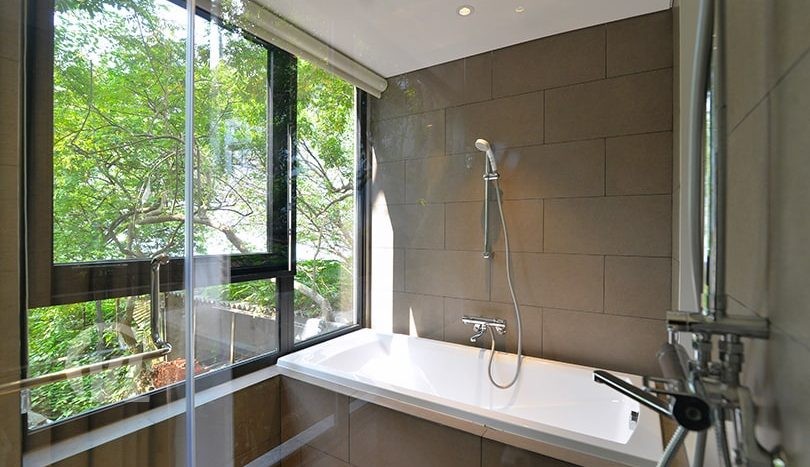 Brand New 4 bedrooms serviced apartment to lease in Tay Ho