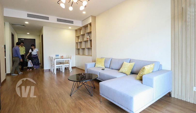 Budget 02 bedroom apartment in Discovery, Cau Giay