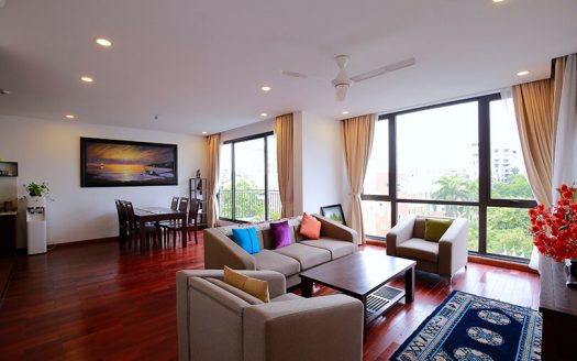 Elegant 3 bedroom apartment in To Ngoc Van, Tay Ho