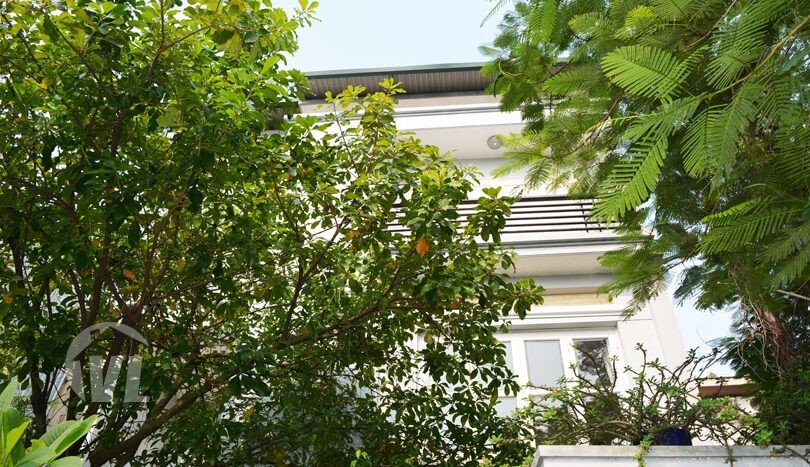 Furnished Tay Ho house to rent on West Lake banks