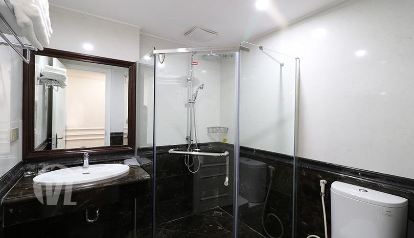 Furnished penthouse to rent in Hanoi Center with large private terrace