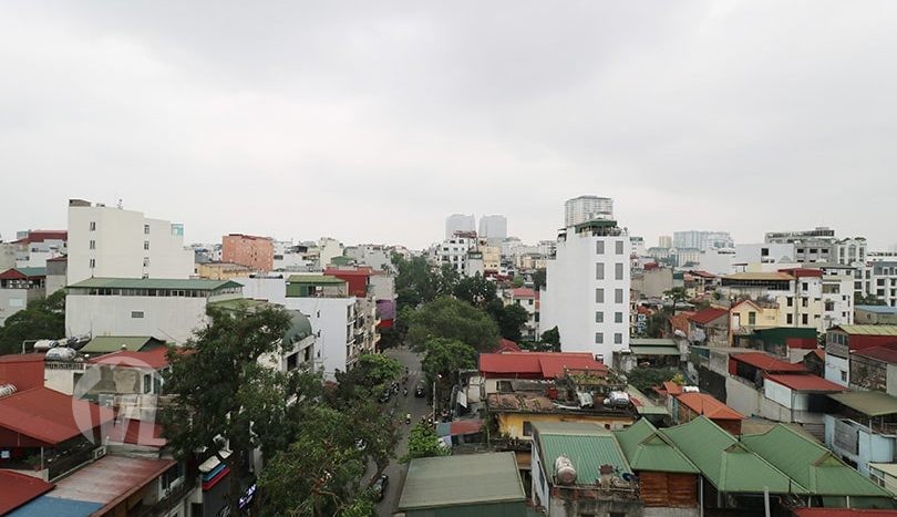Furnished penthouse to rent in Hanoi Center with large private terrace