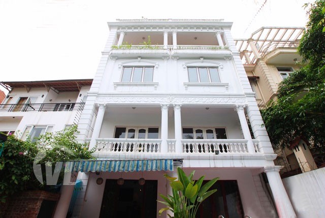 Garden villa with outdoor swimming pool for rent Tay Ho Hanoi