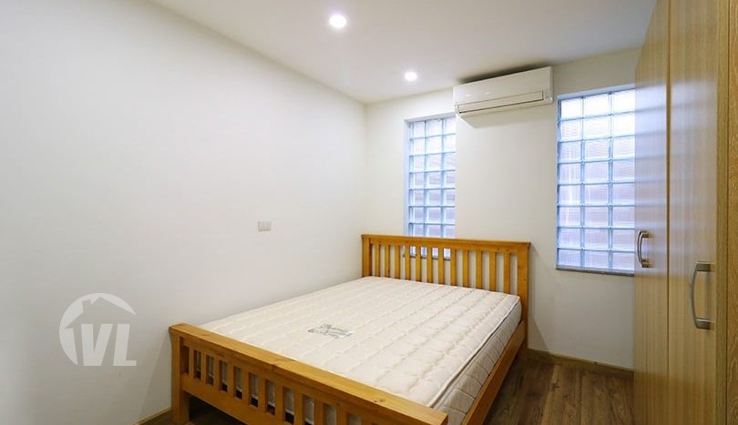 Good sized 02 bedroom apartment in the Old Quarter