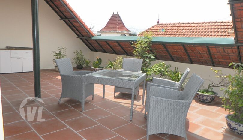 Gorgeous private pool villa to rent in Xom Chua street Hanoi