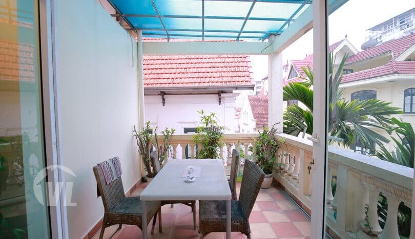 Hanoi Swimming-pool house to rent in Tay Ho with large garden