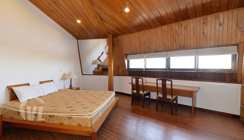 Hanoi furnished penthouse for rent Lake view on Truc Bach