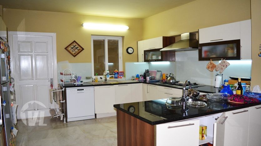 Hanoi modern swimming pool house to lease in Tay Ho