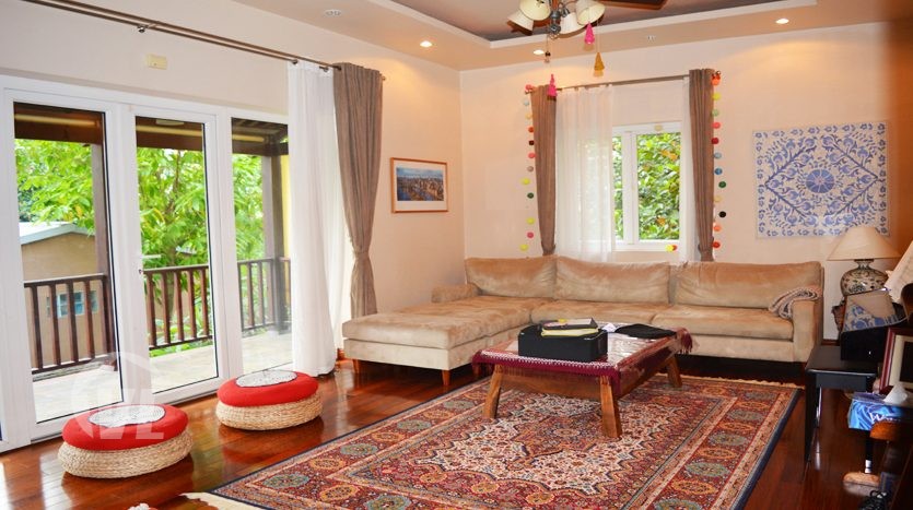 Hanoi modern swimming pool house to lease in Tay Ho