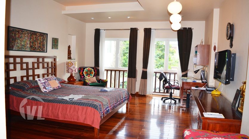 Hanoi modern swimming pool house to lease in Tay Ho