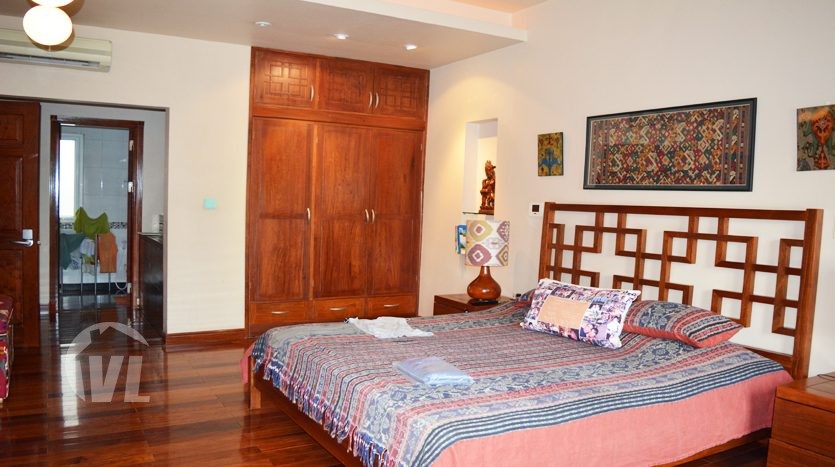Hanoi modern swimming pool house to lease in Tay Ho