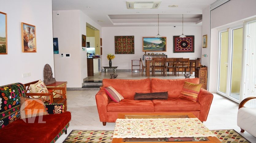 Hanoi modern swimming pool house to lease in Tay Ho