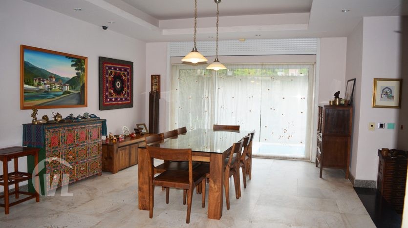 Hanoi modern swimming pool house to lease in Tay Ho