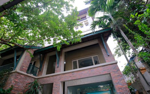Hanoi modern swimming pool villa for rent Tay Ho district