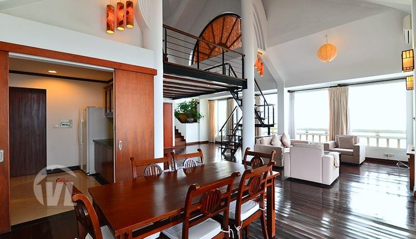 Hanoi penthouse apartment to lease with terrace and West lake view