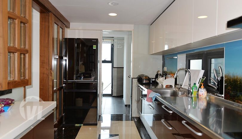 Hoang Thanh Plaza furnished duplex apartment to rent