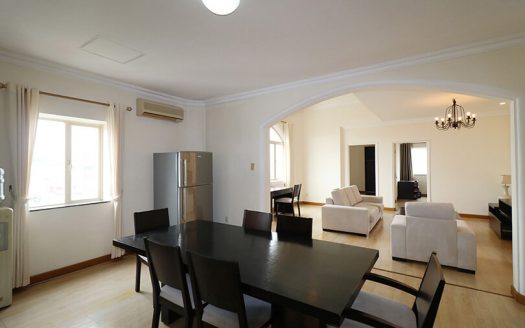 Large apartment to rent in Hoan Kiem next to the French Embassy