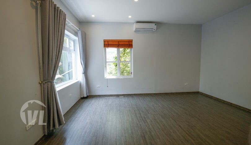 Modern house in Tay Ho for lease with West Lake view