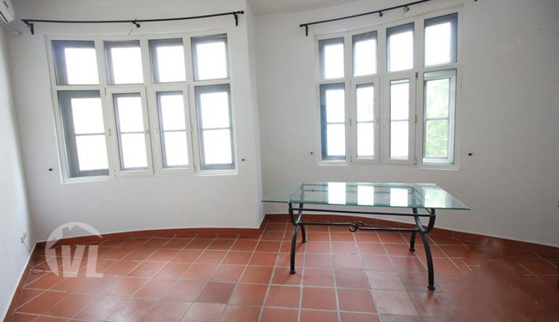 Partly furnished swimming-pool house to rent in Tay Ho district