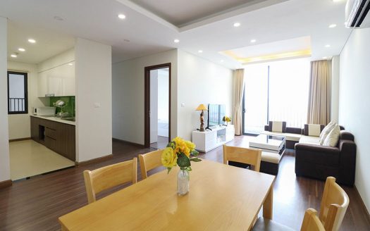 Reasonable 03 bedroom apartment in Ngoai Giao Doan, Tay Ho