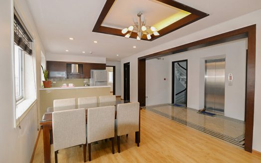 Reasonable price 3 bedrooms apartment in Ho Ba Mau4