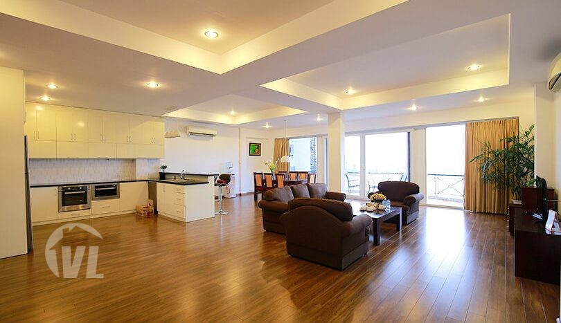 Spacious 3 bedroom apartment in Tay Ho with gorgeous lake view