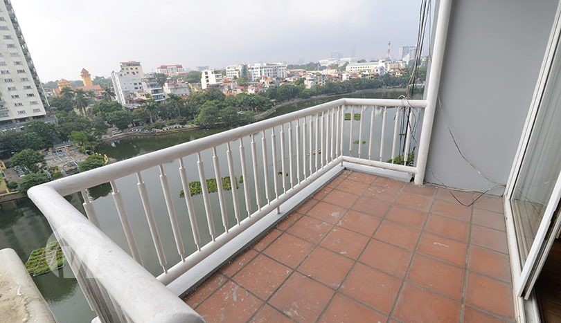 Truc Bach furnished apartment to lease with West Lake view