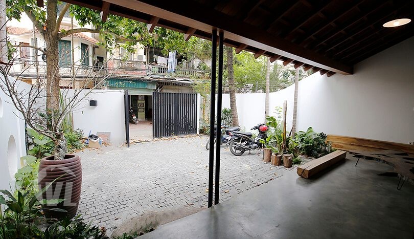 Unique modern style house to rent in Hanoi nearby the West Lake
