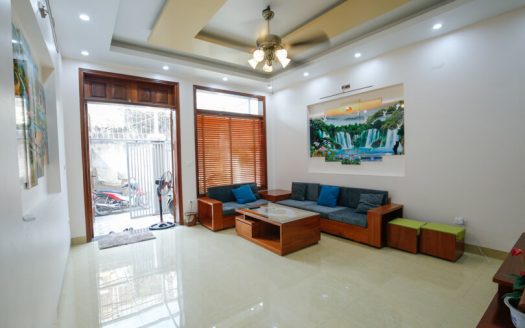 Well-kept 4 bedroom hoin An Duong Vuong Tay Ho