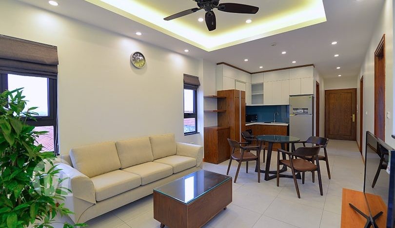 modern 2 bedroom apartment in Tay Ho near water park