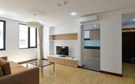 2 bedrooms apartment in Hoan Kiem, quiet area