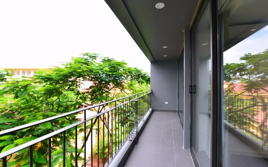 Balcony 1 bedroom apartment in To Ngoc Van Tay Ho