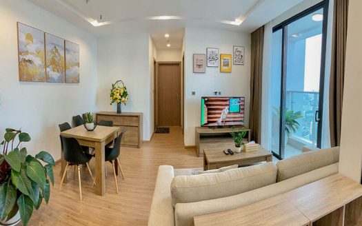 Hi-floor 02 bedroom apartment in Metropolis, Ba Dinh (2)
