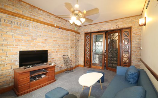 House in Hai Ba Trung district for rent, 4 bedrooms