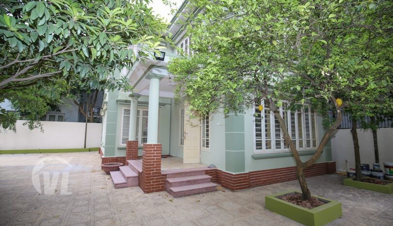 House with 600 sq m outdoor between Ciputra and Tay Ho
