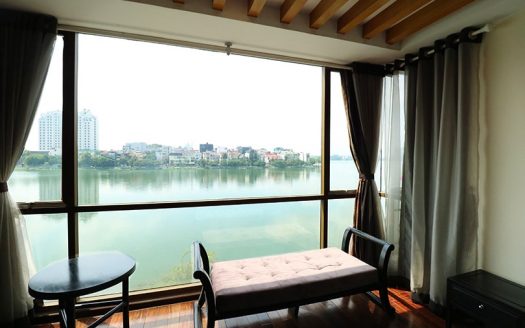 Lake view 2 bedrooms apartment in Quang An street