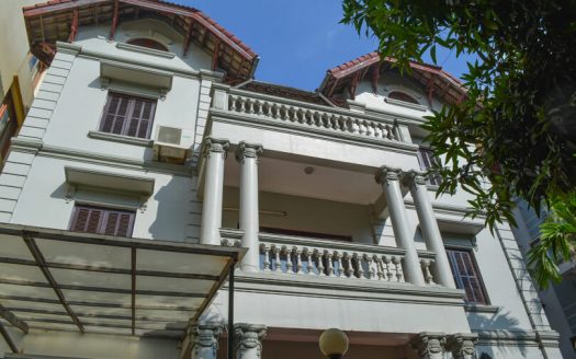Large villa with yard for lease on To Ngoc Van lane Tay Ho area