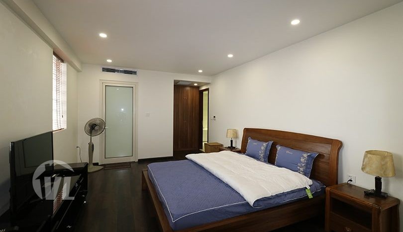 Modern 2 beds serviced apartment to lease in Hanoi Center