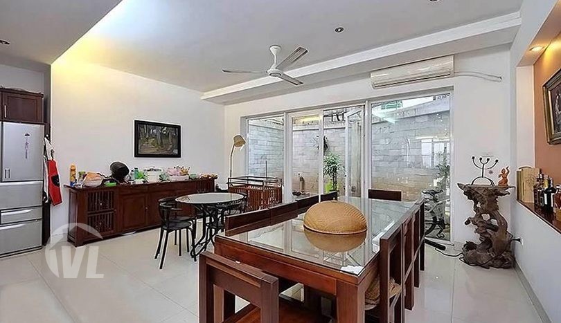 Modern and spacious triplex apartment to rent in Hanoi center