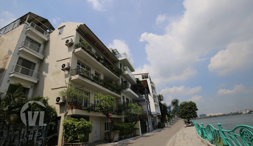 Modern house to rent with West Lake view in Tay Ho