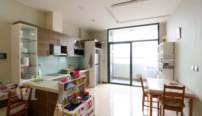 Nice 02 bedroom apartment in Trang An complex, Cau Giay (5)