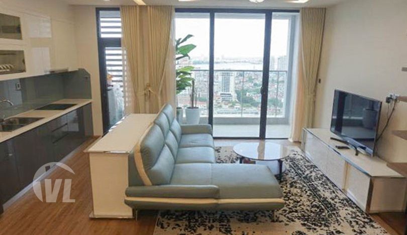 Fully serviced apartment in Vinhomes Metropolis